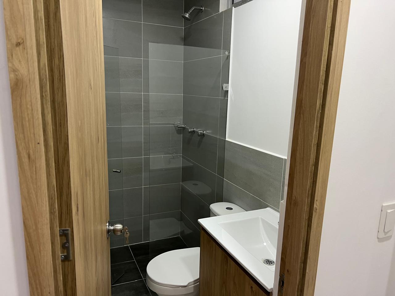 Baño privado de la habitación principal
