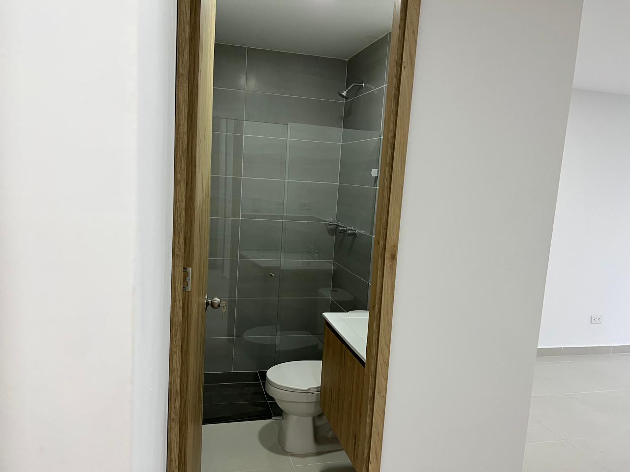 Baño social con ducha